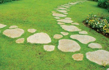 Как укладывать камни в саду: 4 простых шага для создания стильной дорожки