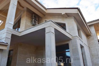 Колонна каменная с капителью по доступной цене в Москве от Алькасар